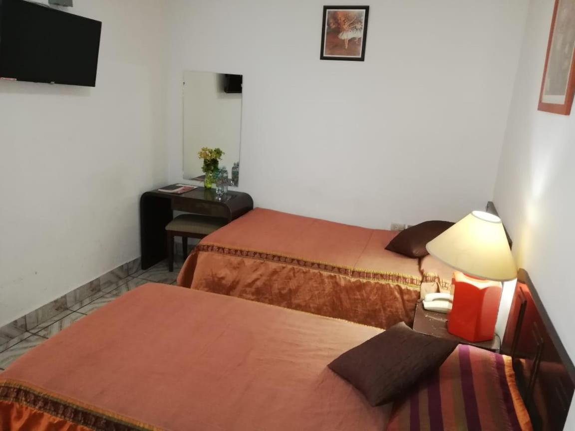 Hotel Grecia Real San Salvador Ngoại thất bức ảnh