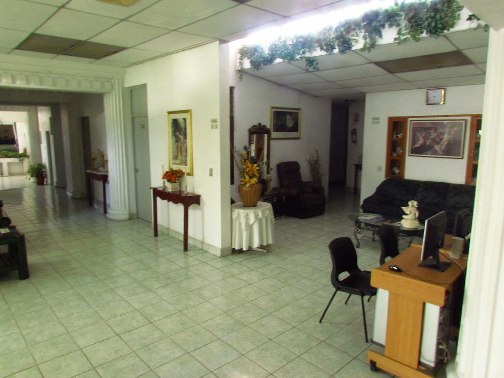 Hotel Grecia Real San Salvador Ngoại thất bức ảnh