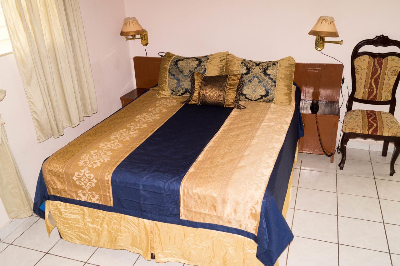 Hotel Grecia Real San Salvador Ngoại thất bức ảnh