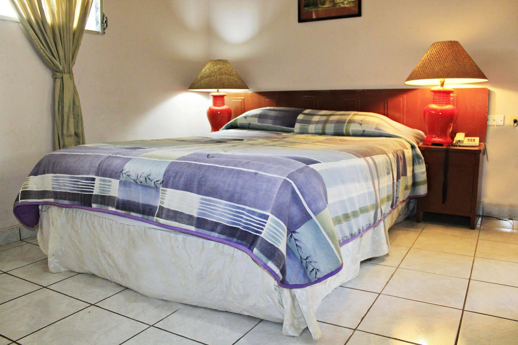 Hotel Grecia Real San Salvador Ngoại thất bức ảnh