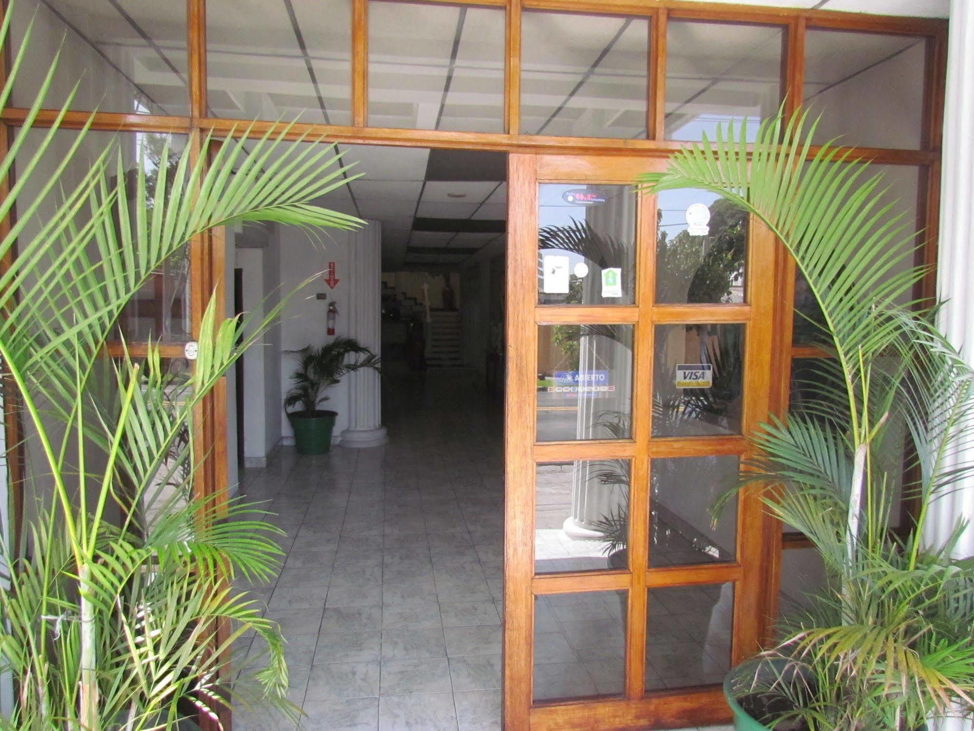 Hotel Grecia Real San Salvador Ngoại thất bức ảnh