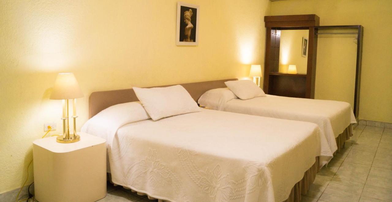 Hotel Grecia Real San Salvador Ngoại thất bức ảnh
