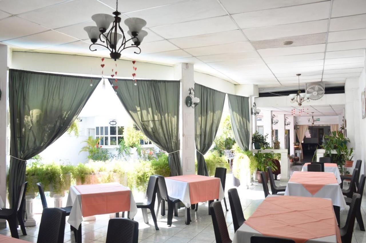 Hotel Grecia Real San Salvador Ngoại thất bức ảnh